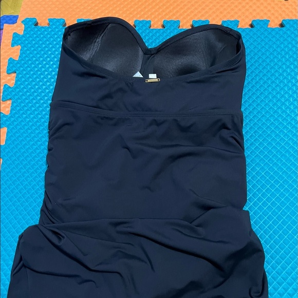 Anne Cole One piece swimsuit - Picture 2 of 4